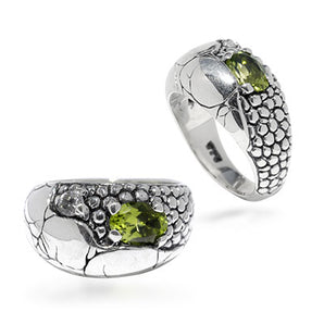 Silver Ring Crocodile Motif Peridot Zircon