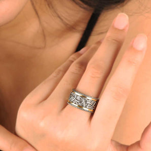 Silver & Gold Ring, Celtic Motif Sizing Bar